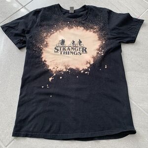 Stranger Things Logo  Bleach Blot Black T Shirt Size S